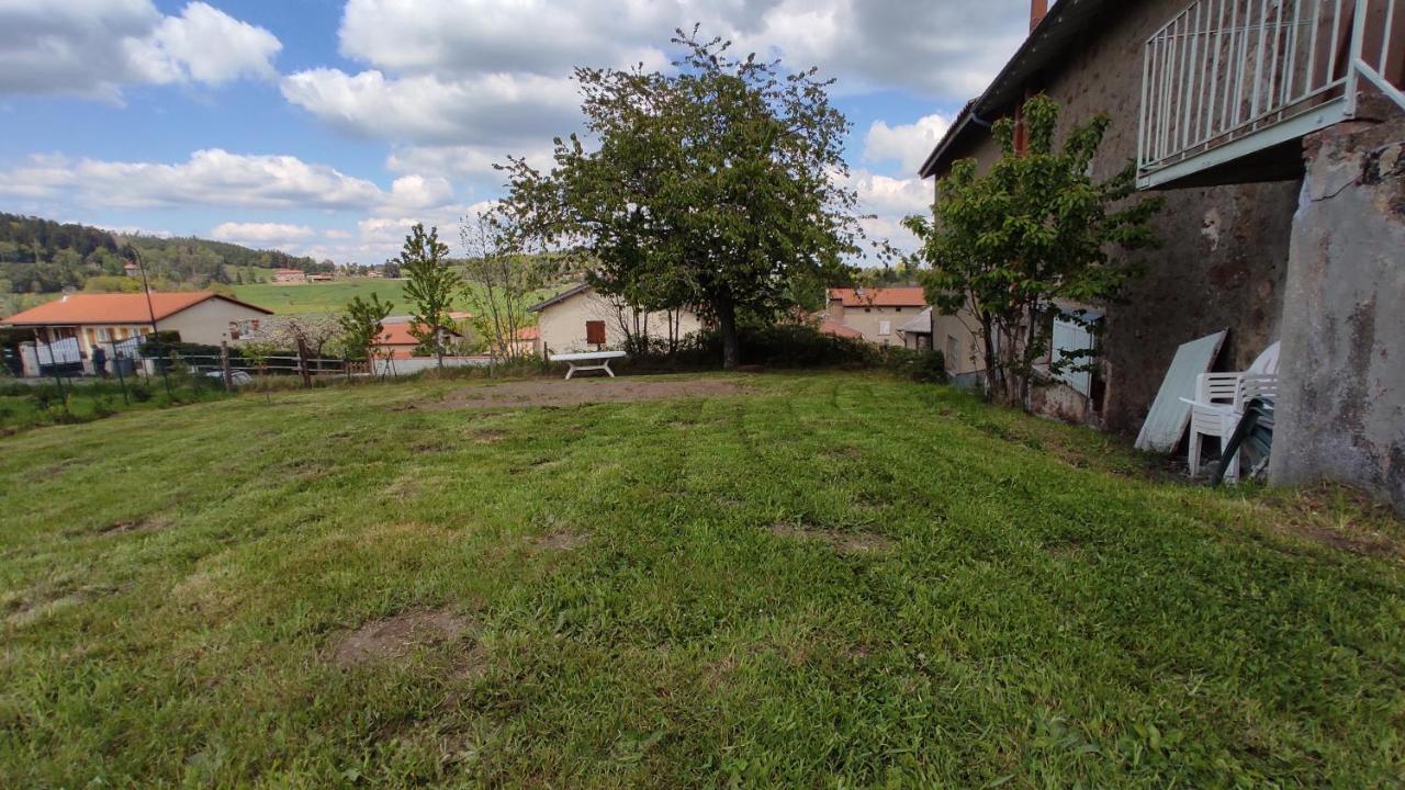 Studio Chaleureux Dans Les Monts Du Forez Verrieres-en-Forez Ngoại thất bức ảnh